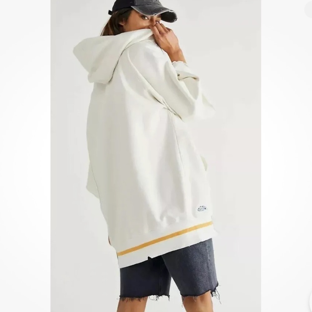 Free People Day Off Hoodie Sweatshirt Embroidered Patchwork Vintage Dist… - Picture 2 of 16